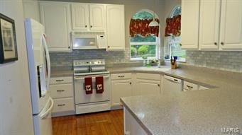 Locksley Manor - Residential