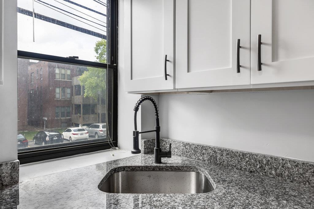 Waterman-Pershing Condos - Residential Lease