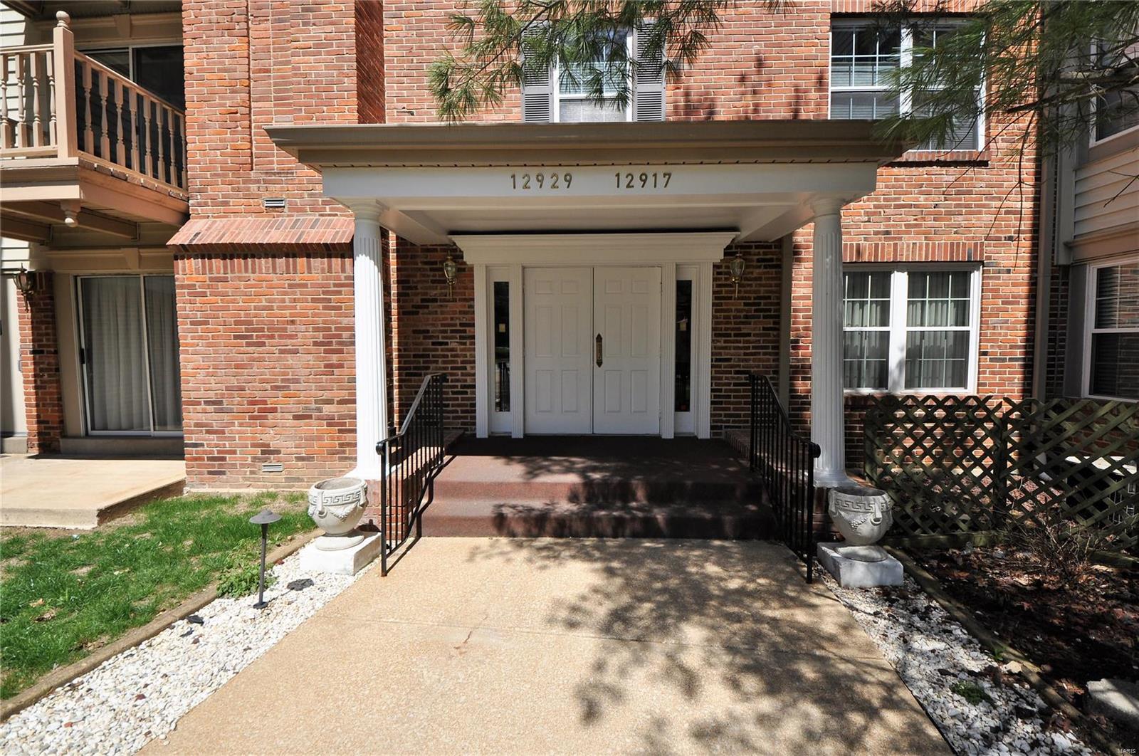 Updated, meticulously maintained 2 BDRM, 2 BTH condo on 3rd floor in Parkway North district w/updated lobby area, 2 elevators & secure entryway w/intercom. Entry foyer w/ceramic tile floors include private laundry. Living rm w/floor to ceiling brick WB FP & sliders out to balcony deck leads to sep dining rm. Main area has crown molding. Newer laminate flooring throughout. Kitchen w/SS appliances & pantry. Spacious master bdrm suite w/updated full bth w/ceramic tile flooring, decorative chari rail & oversized vanity. Walk in closet. Second bdrm & updated full bth w/walk in shower & ceramic tile flooring & shower. Washer/Dryer, refrigerator & window furnishings included. Home also feat shared temperature controlled garage w/assigned space & garage opener, 2 extra storage spaces, new deck (oct 16), new windows & patio sliders (2016), new HVAC (Dec 16) and more! Within walking distance to Parkway North High & close to HWYs & shopping! MOVE IN READY! These go fast, so make your appt today! Location: Interior Unit, Upper Level