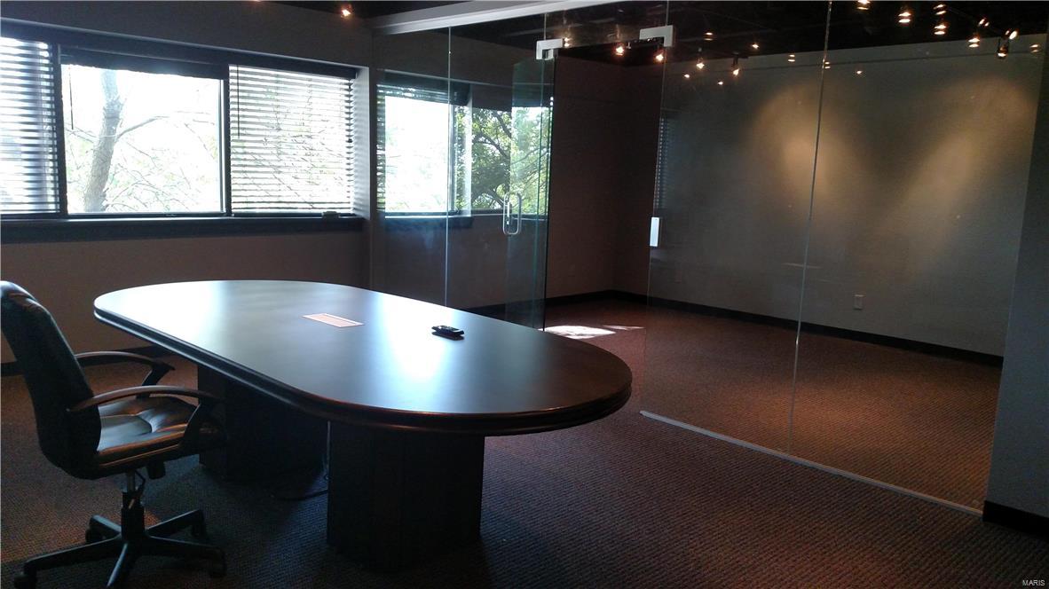 Steen & Cunninghams - Commercial Sale