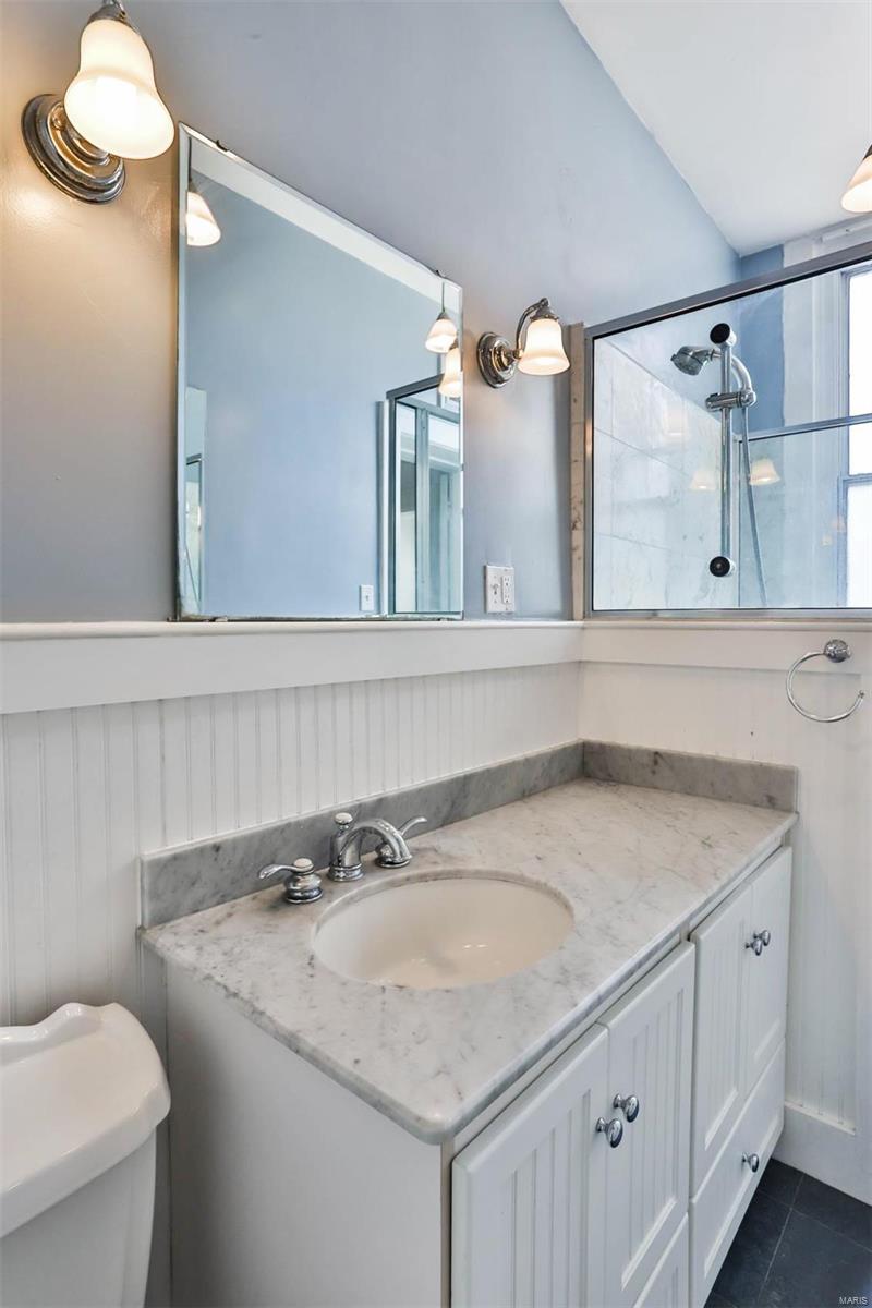 Aberdeen Condo - Residential