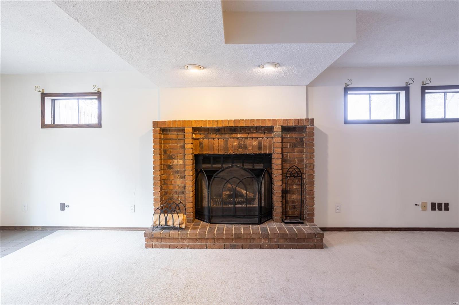New England Village 6B - Residential