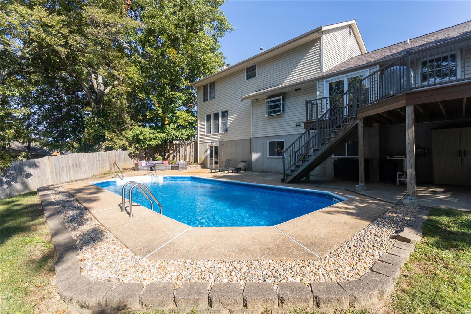 New England Village 6B - Residential