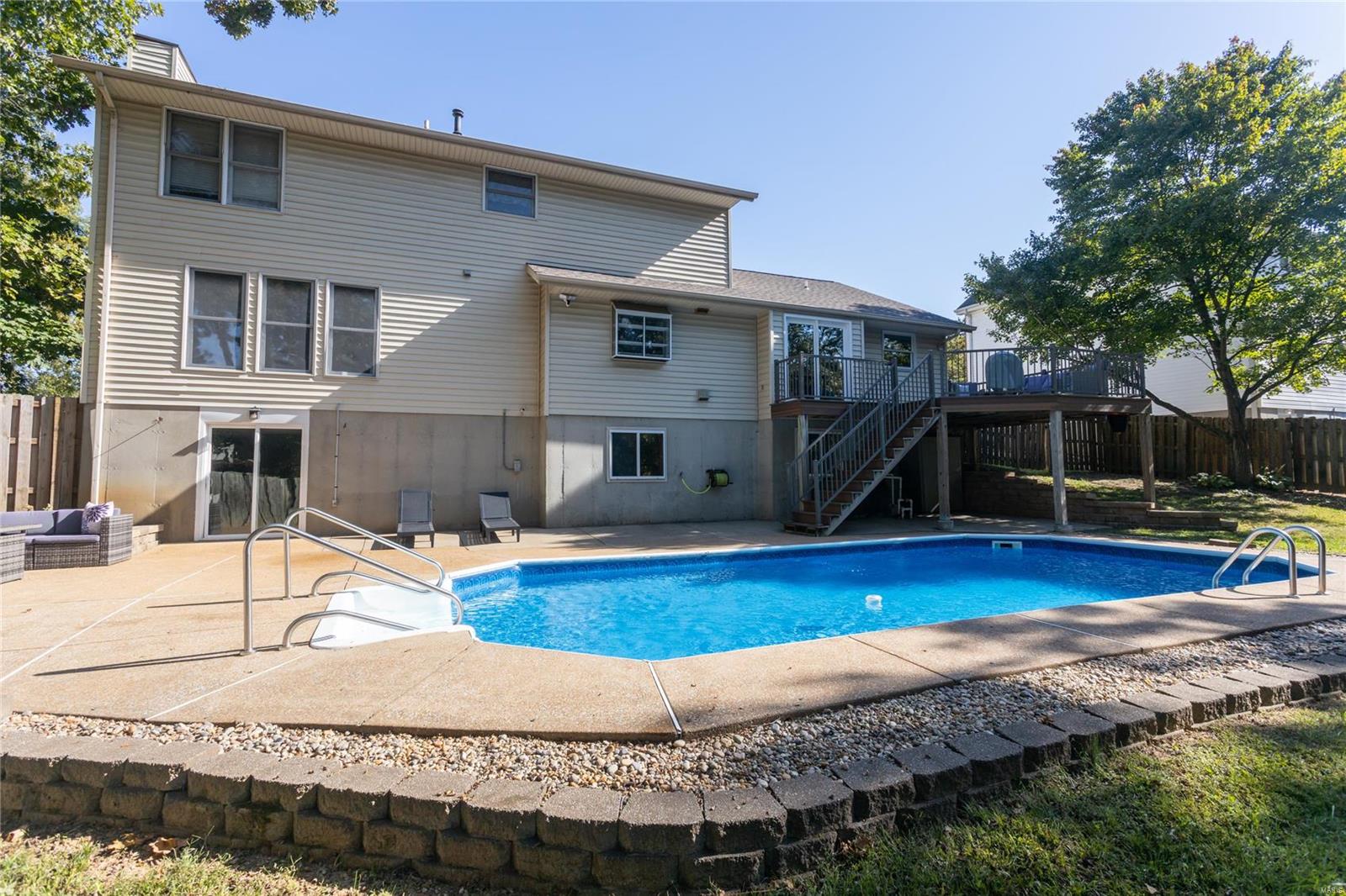 New England Village 6B - Residential