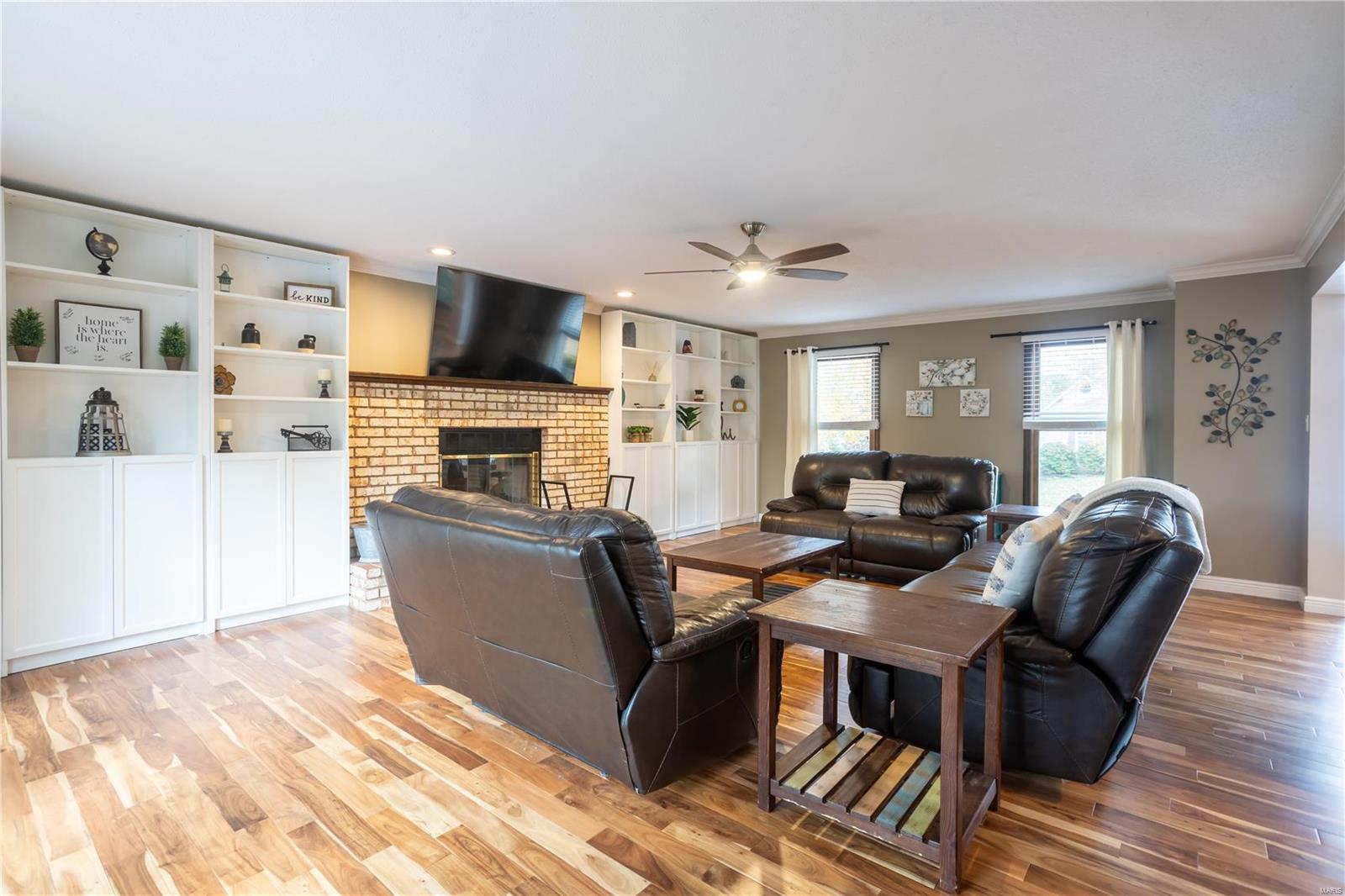 New England Village 6B - Residential