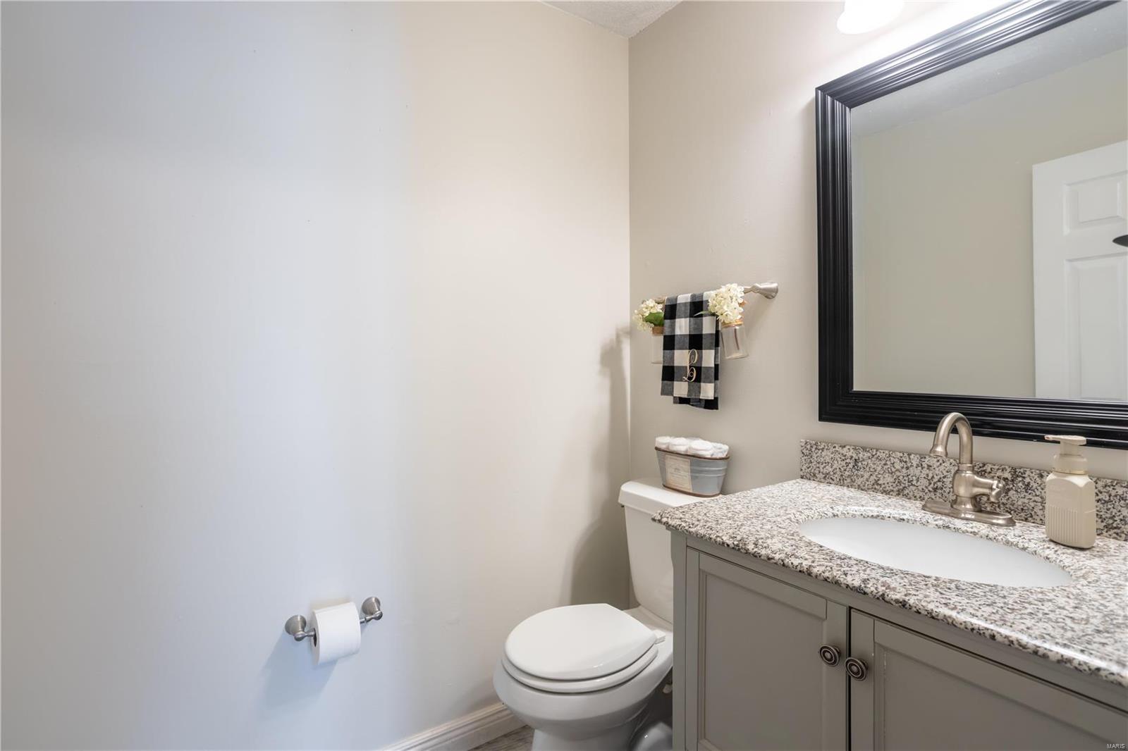 New England Village 6B - Residential