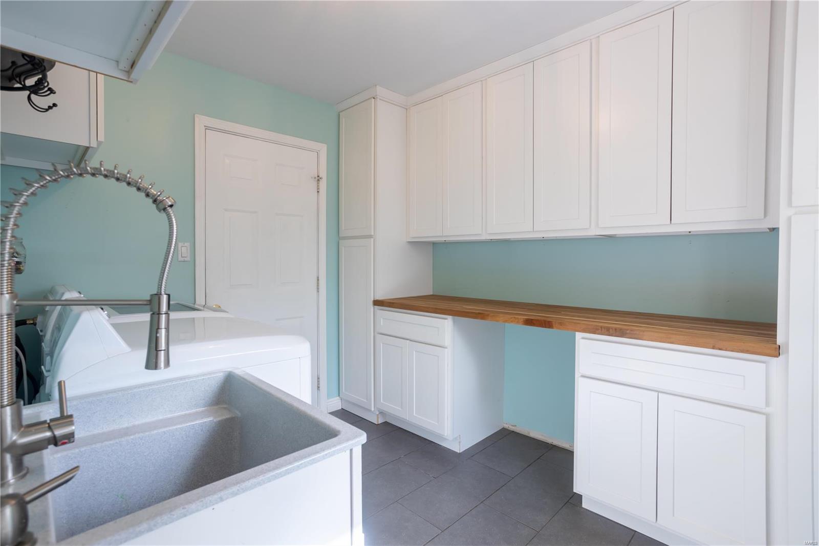 New England Village 6B - Residential