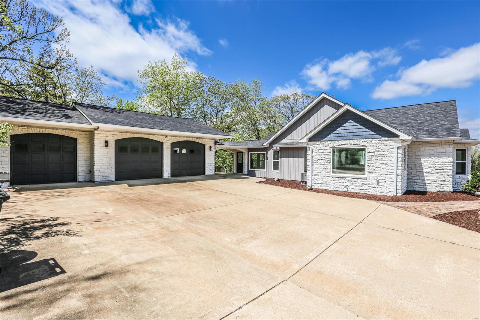 Tall Oaks - Residential