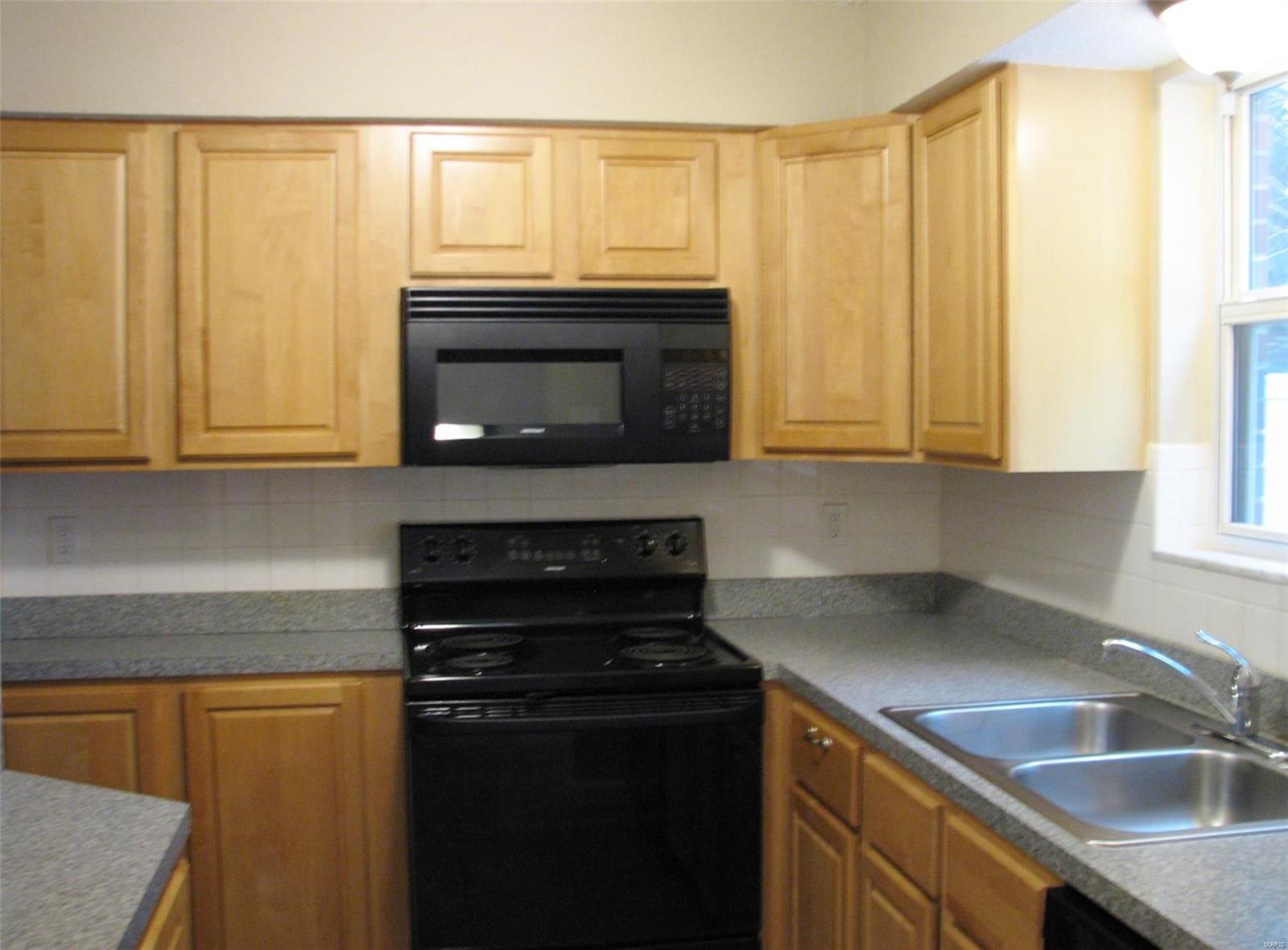Kirkwood Manor - Residential Lease