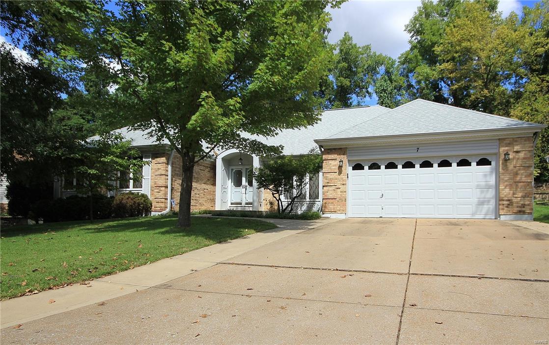Largest ranch plan in Riverwood Estates with 2334 square feet of living area on the main floor! Great curb appeal, located on a very quiet 4 house cul de sac. Private back yard with a 27 X 13 concrete patio. Extra wide drive & new custom front walk. Huge great room with vaulted ceiling & window wall at rear. Open stairwell to the lower level. Fantastic updated kitchen with breakfast bar overhang, custom cabinetry with crown, updated appliances, tile back splash & under cabinet lighting.  Ceramic flooring through Kitchen, Breakfast & the Laundry room.  Hearth room with a fireplace could also serve as a studio, pool room or the home for a grand piano.  Main floor laundry with closet.  Big master bedroom with luxury bath. Lots of windows throughout create ample natural light.  Updates include the roof, gutters and downspouts in 2011.  Vinyl siding in 2012, New windows in the family, breakfast, & master in 2014, plus a high efficiency furnace & an 18 SEER AC in 2009.  Water heater 2011.