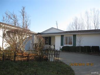 This is a Fannie Mae Home Path property. This is a 1992 Fleetwood manufactured home on poured concrete shortwall foundation. At time of listing the the title of affixation process is NOT complete.This home is in a nice lake community.  Home needs some sprucing up but is a nice large home with popular split bedroom floor plan and a family room with fireplace and a great room to spread out.  Please note: Developer says if you pay the $100 per year association fee and the one time transfer fee of $100 that you would obtain a lake pass with all the hoa privileges. Agents please do not block the driveway of the home to the right when showing this house.  This property is platted in Spring Lakes Subdivision but is excluded from development, see attached doc. SpecialListingConditions: Foreclosure