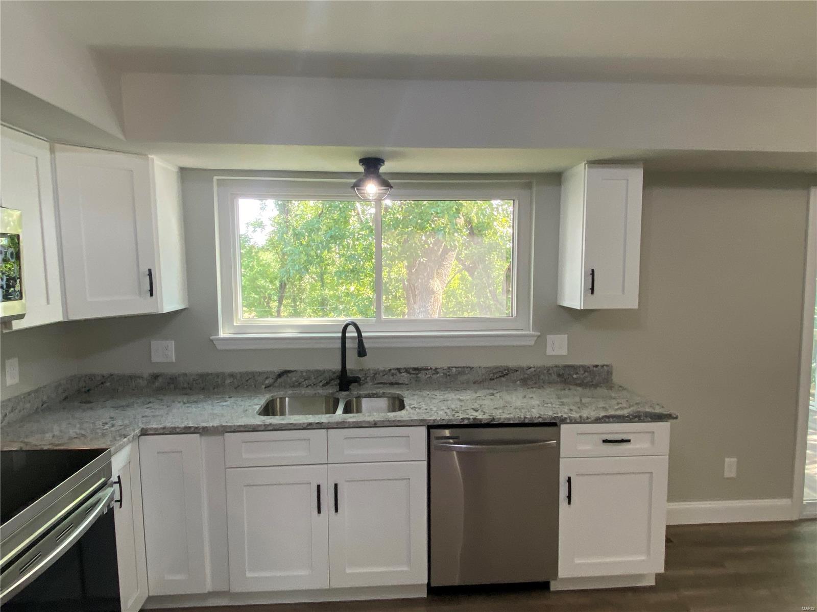 Westglen Estates 5 - Residential
