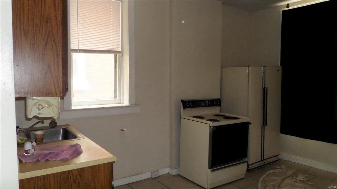 South St Louis Suburb - Residential Income