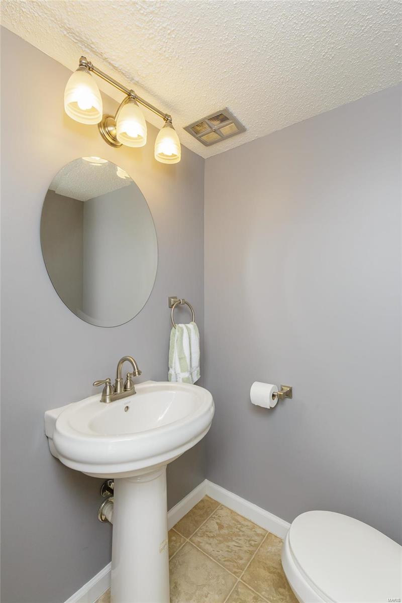 Kiefer Creek Condo - Residential