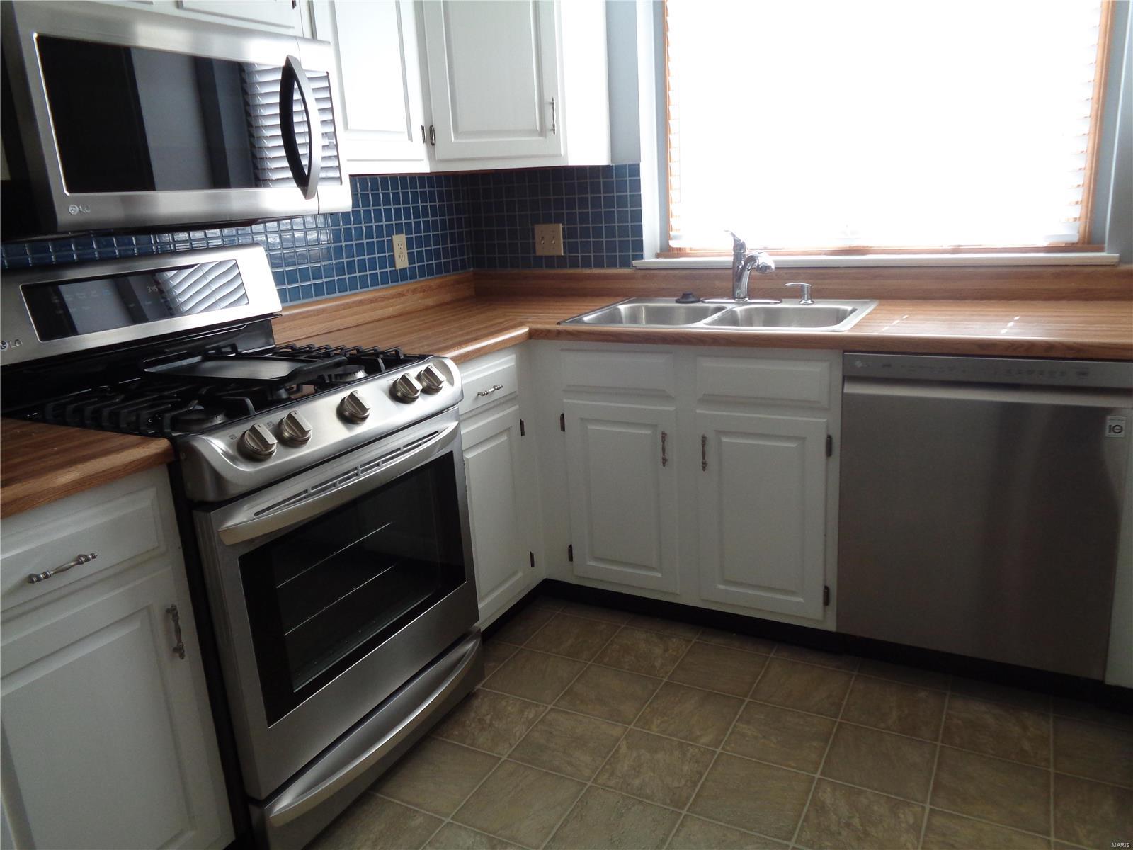Hunters Pointe #5 - Residential