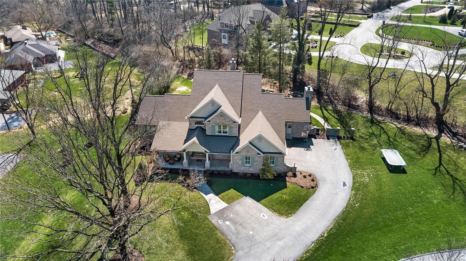 Ladue Manor - Residential