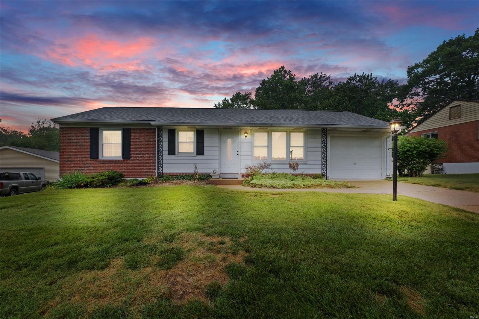 Looking for that well cared for LINDBERGH SCHOOL ranch home that's already been through the St. Louis County Occupancy Inspections and move in ready? The main floor features: 3 bedrooms with hardwood floors; Family Room; Dining Room; Larger than most Eat In Kitchen with BONUS cozy reading room addition. The lower level is partially finished including a 3/4 bathroom with shower. Level, fenced back yard. Deeper than most garage. Newer roof, air conditioner/furnace, and water heater. Additional Rooms: Sun Room