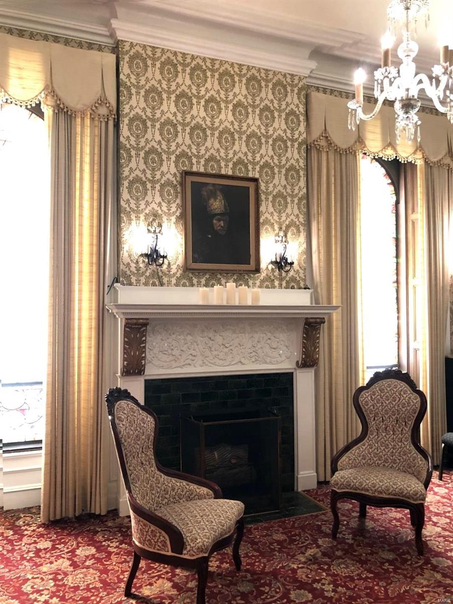 Lafayette Square - Residential