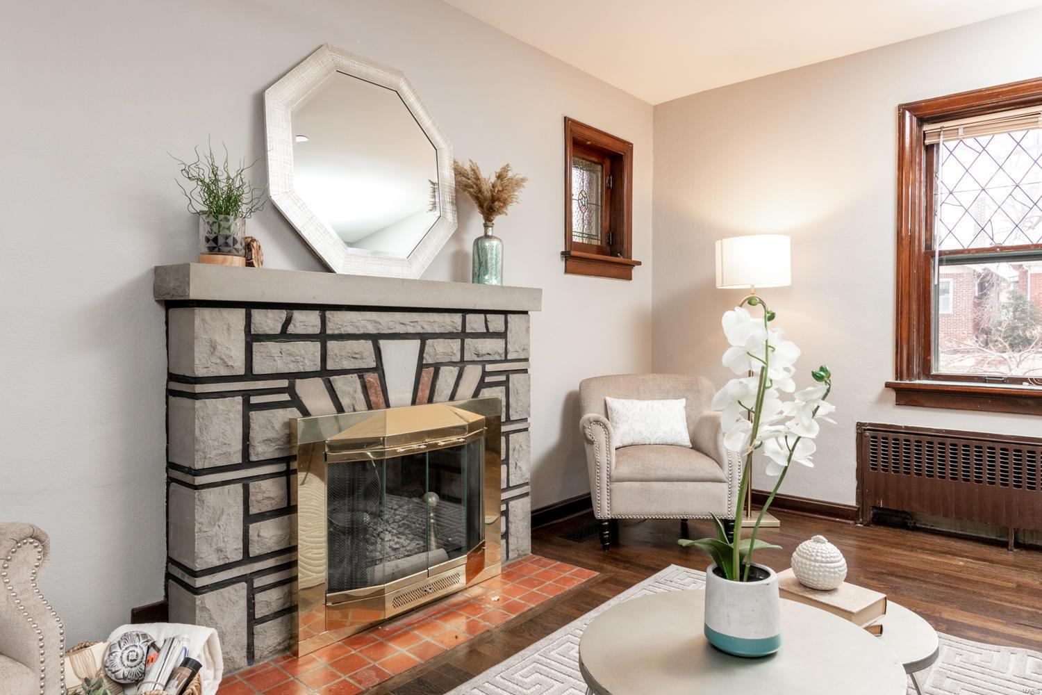 Travillas James C Southhampton Add - Residential