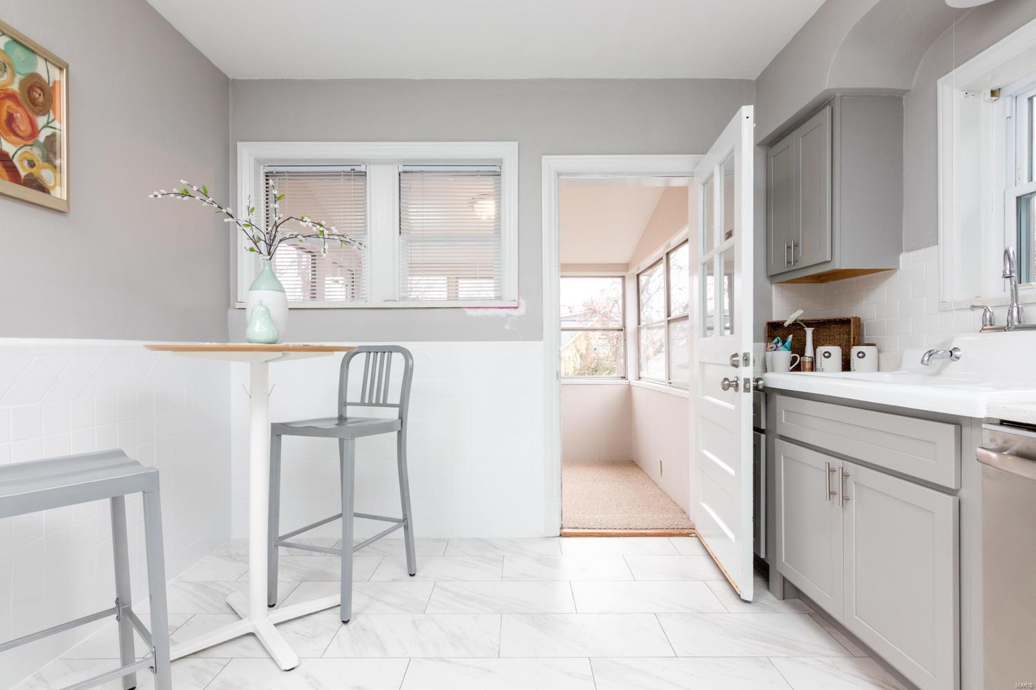 Travillas James C Southhampton Add - Residential