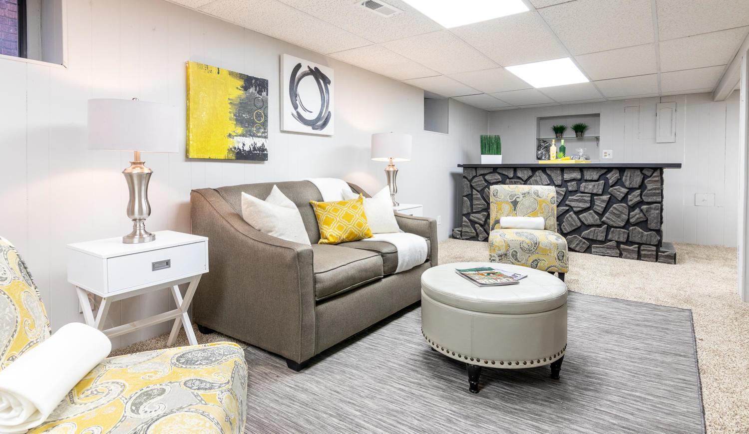 Travillas James C Southhampton Add - Residential
