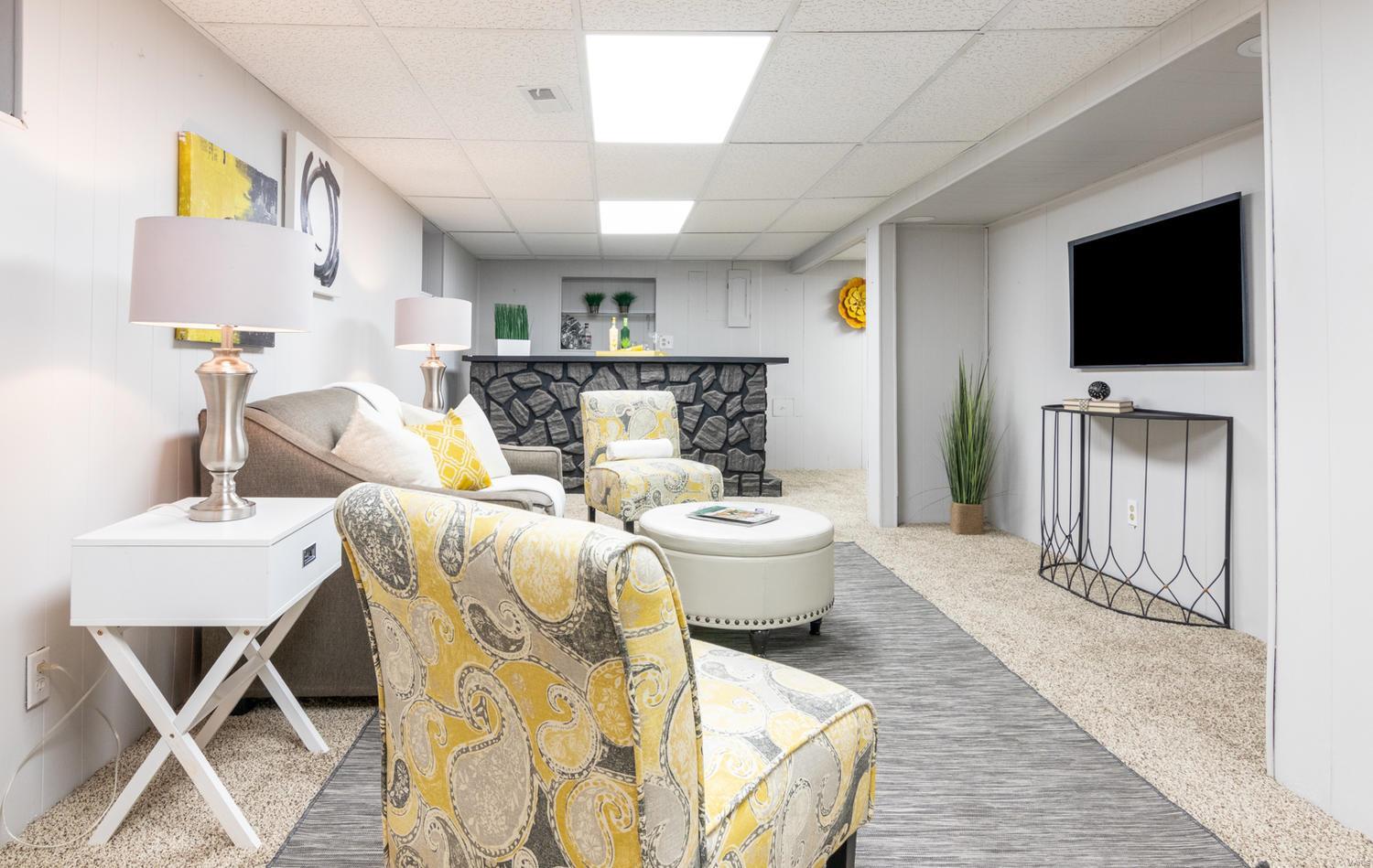Travillas James C Southhampton Add - Residential