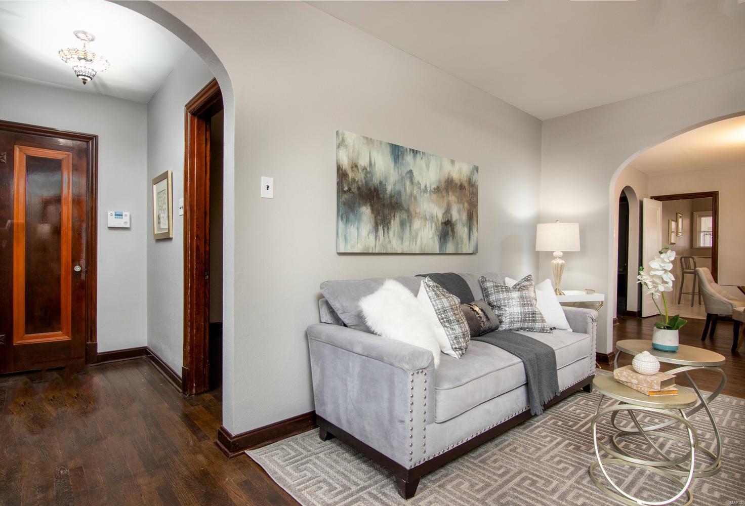 Travillas James C Southhampton Add - Residential