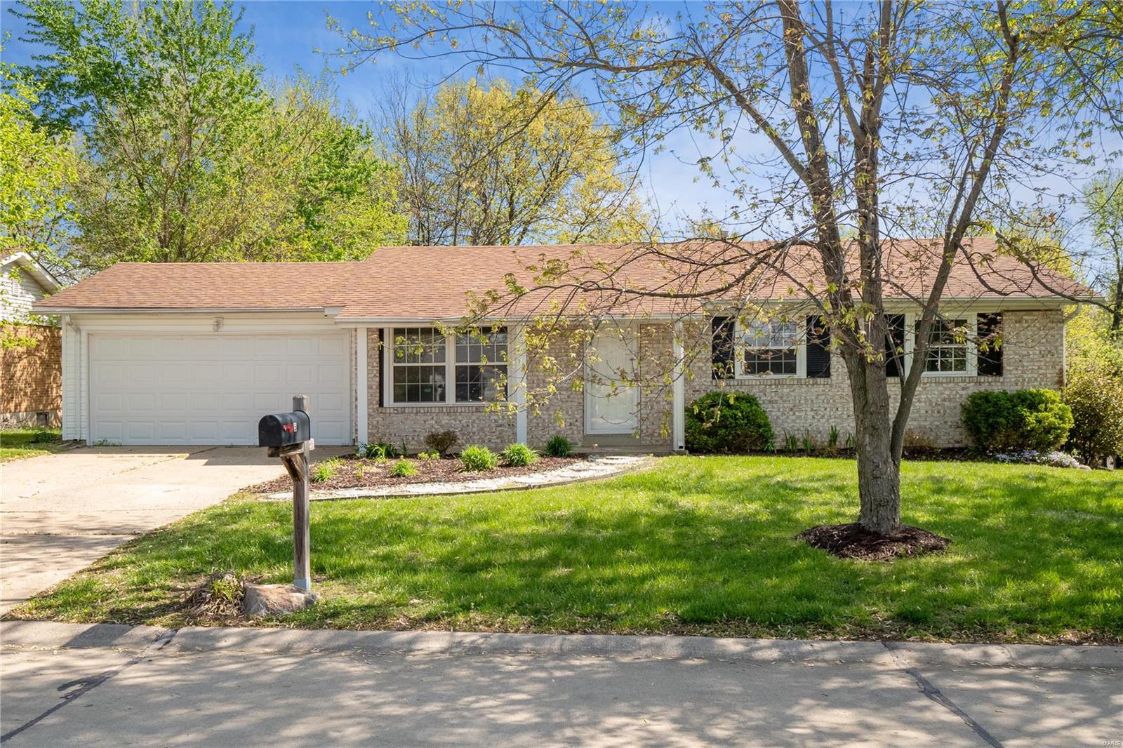 Location location location! Come check out this adorable home on a quiet cul de sac with easy access to highways and highly rated Francis Howell schools. First thing you will notice when you enter is the abundance of natural light flooding in from newer windows (2019) plus new flooring (2022) in the family room and bedrooms. Great open flow to the eat-in kitchen, and who doesn't love a primary suite? Spend summer days in your HUGE fully fenced yard with covered patio, complete with raised beds and blueberry bushes. Large unfinished basement is full of potential and ready for your finishing touches! This one won't last long- schedule your showing today!