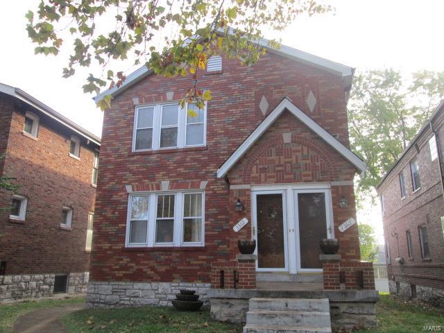 UPPER LEVEL UNIT AVAILABLE FOR LEASE!!!  FANTASTIC SPACE IN BEAUTIFULLY MAINTAINED 2 FAMILY IS MOVE-IN READY.  UNIT FEATURES SEPARATE LIVING AND DINING ROOMS, KITCHEN, LARGE BEDROOM, FULL BATH AND ADDITIONAL BONUS SPACE THAT IS A FINISHED/ENCLOSED SUNROOM (COULD BE SLEEPING AREA).  MANY SPECIAL TOUCHES MAKE THIS PLACE UNIQUE INCLUDING WOOD FLOORS, ARCHED DOORWAYS AND STAINED GLASS WINDOWS.  UNIT FEATURES CENTRAL AIR AND HEAT, FRIDGE AND STOVE, BASEMENT WITH SECURED STORAGE UNIT AND WASHER/DRYER HOOKUPS AS WELL AS PARTIALLY FENCED BACKYARD.  PROPERTY IS CONVENIENTLY LOCATED CLOSET TO HIGHWAYS 40 AND 44 AS WELL AS WITHIN WALKING DISTANCE OF MANY STORES.  PETS CONSIDERED WITH DEPOSIT.