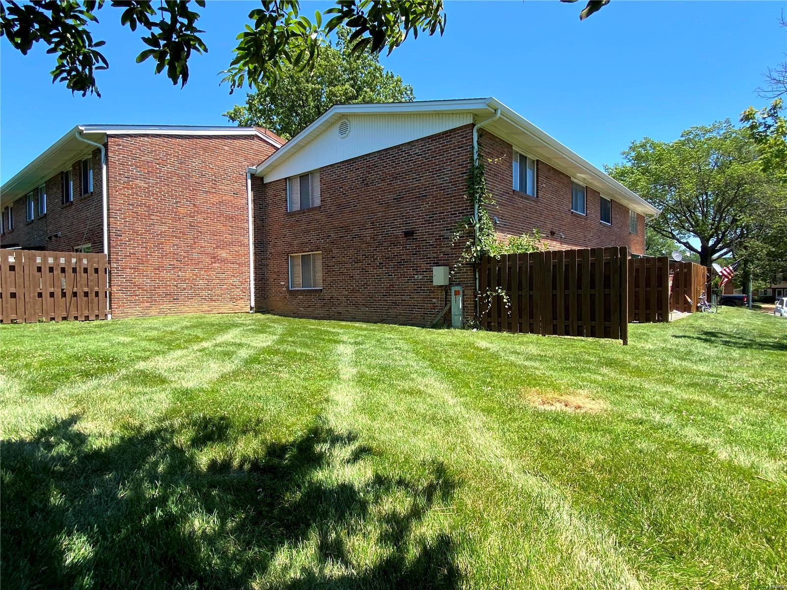 Carroll Wood Condo - Residential