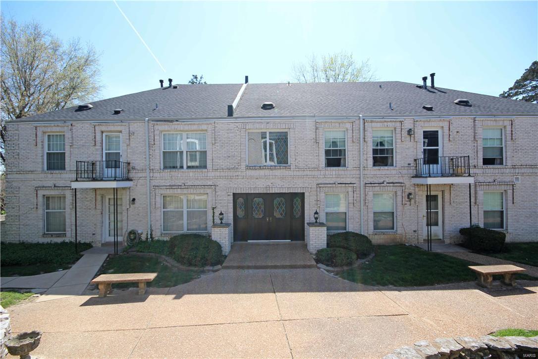 Chateau De Ville Condo Sec - Residential