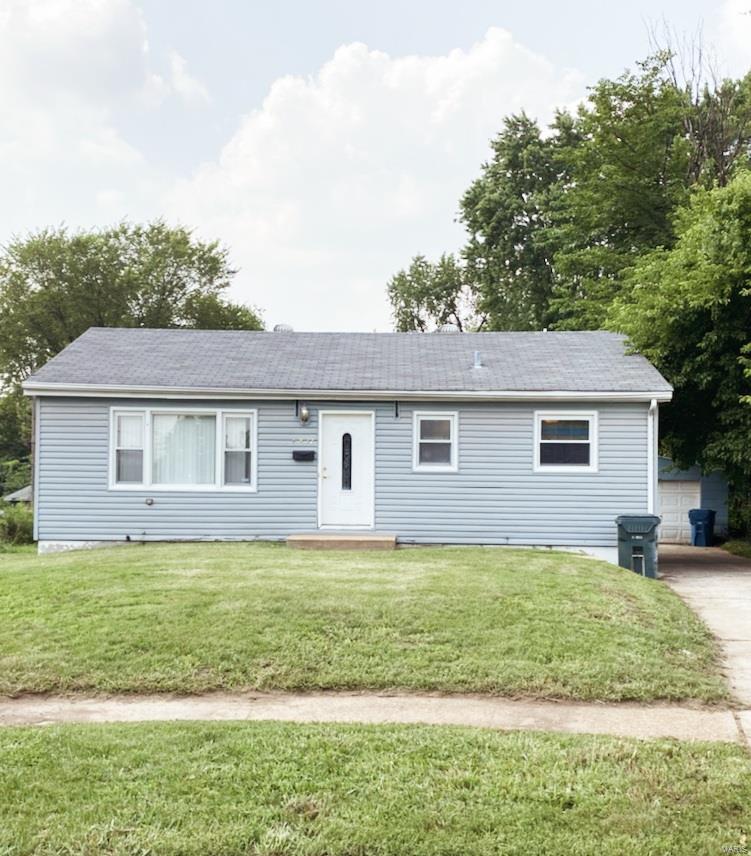 Outstanding Opportunity! This ranch is ready for you to call it HOME! Featuring three bedrooms, ceramic tiled bath, hardwood, and laminate flooring throughout the home! The kitchen walks into a cozy den with a wall of windows! Spacious basement. Extra-wide garage, and MORE! Make your appointment today! The following criteria must be followed when submitting an offer for this property: Please send a pre-approval letter along with the signed Lead-based paint and Sellers Disclosure. Showings start 7/27/2021.