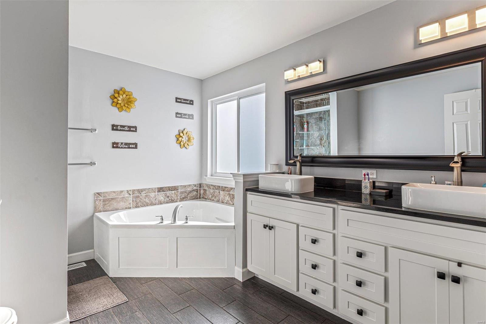 Hunters Glen 01 - Residential