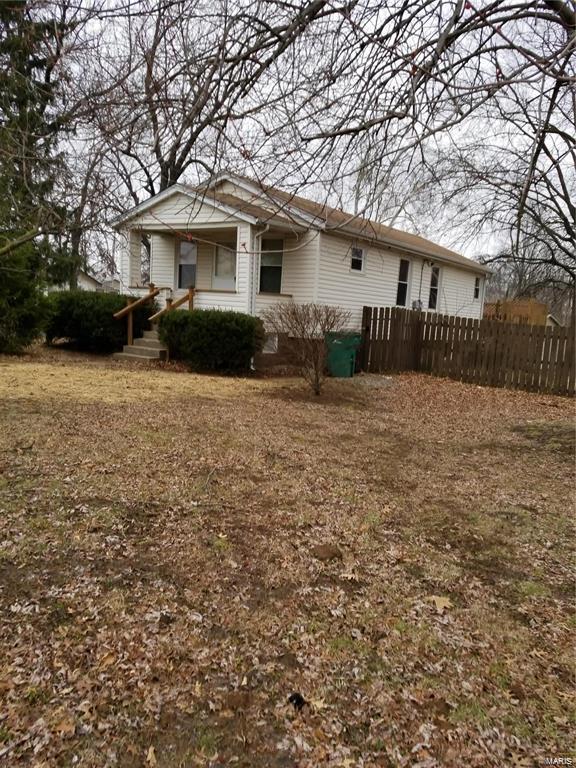 Same day listing/same day sale.  For comps purposes only.