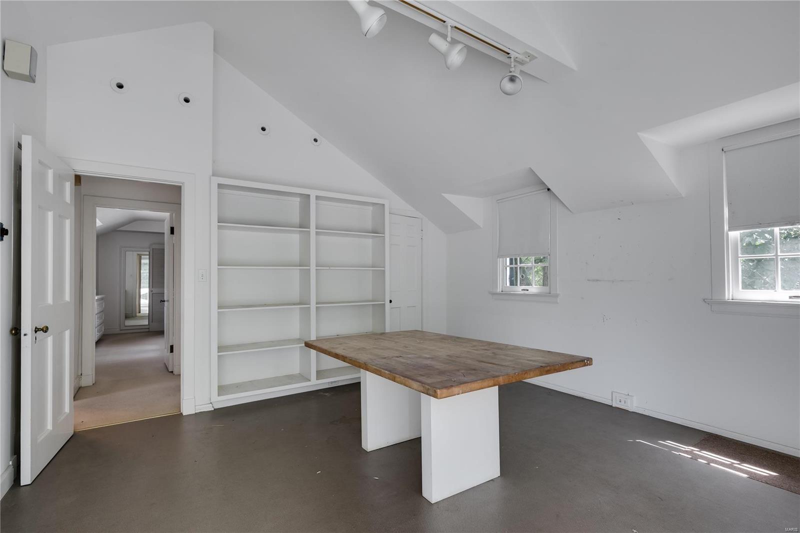Ladue - Residential