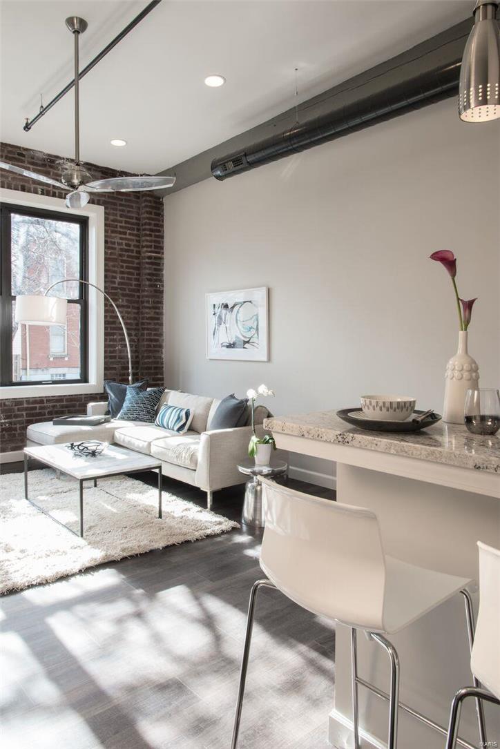 Holmes - Residential Lease