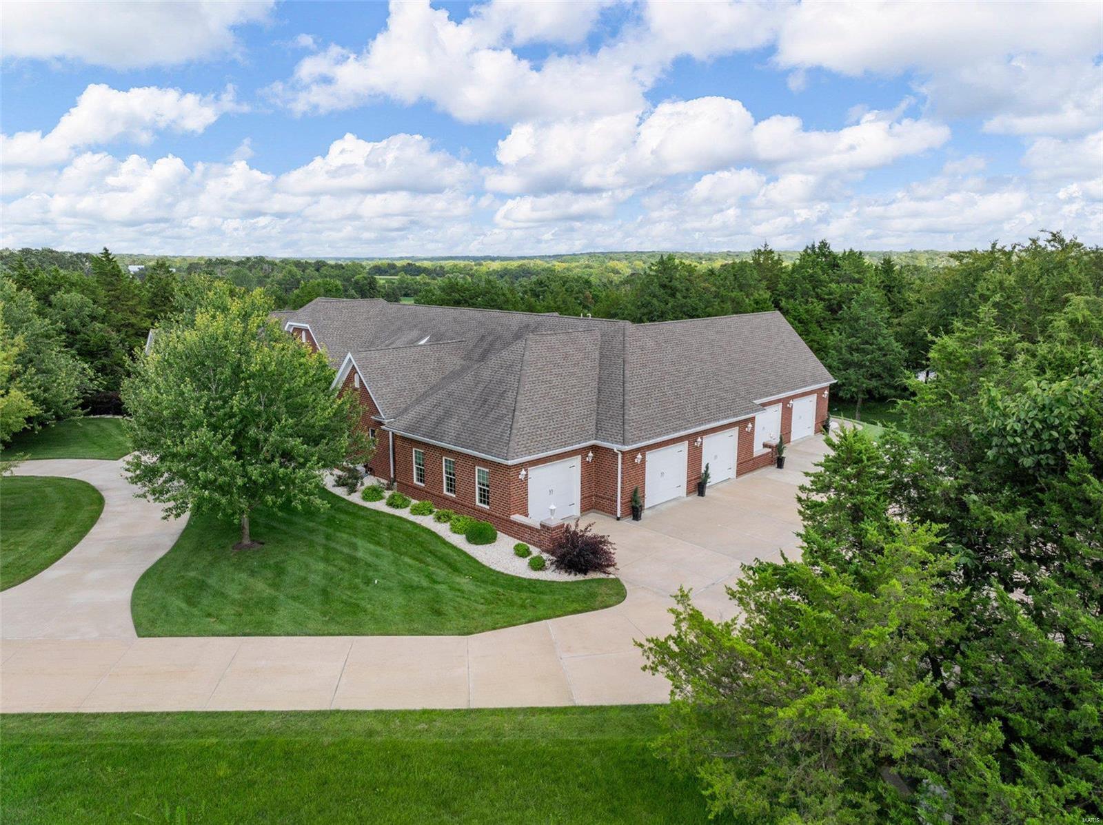 Cedar Pointe - Residential
