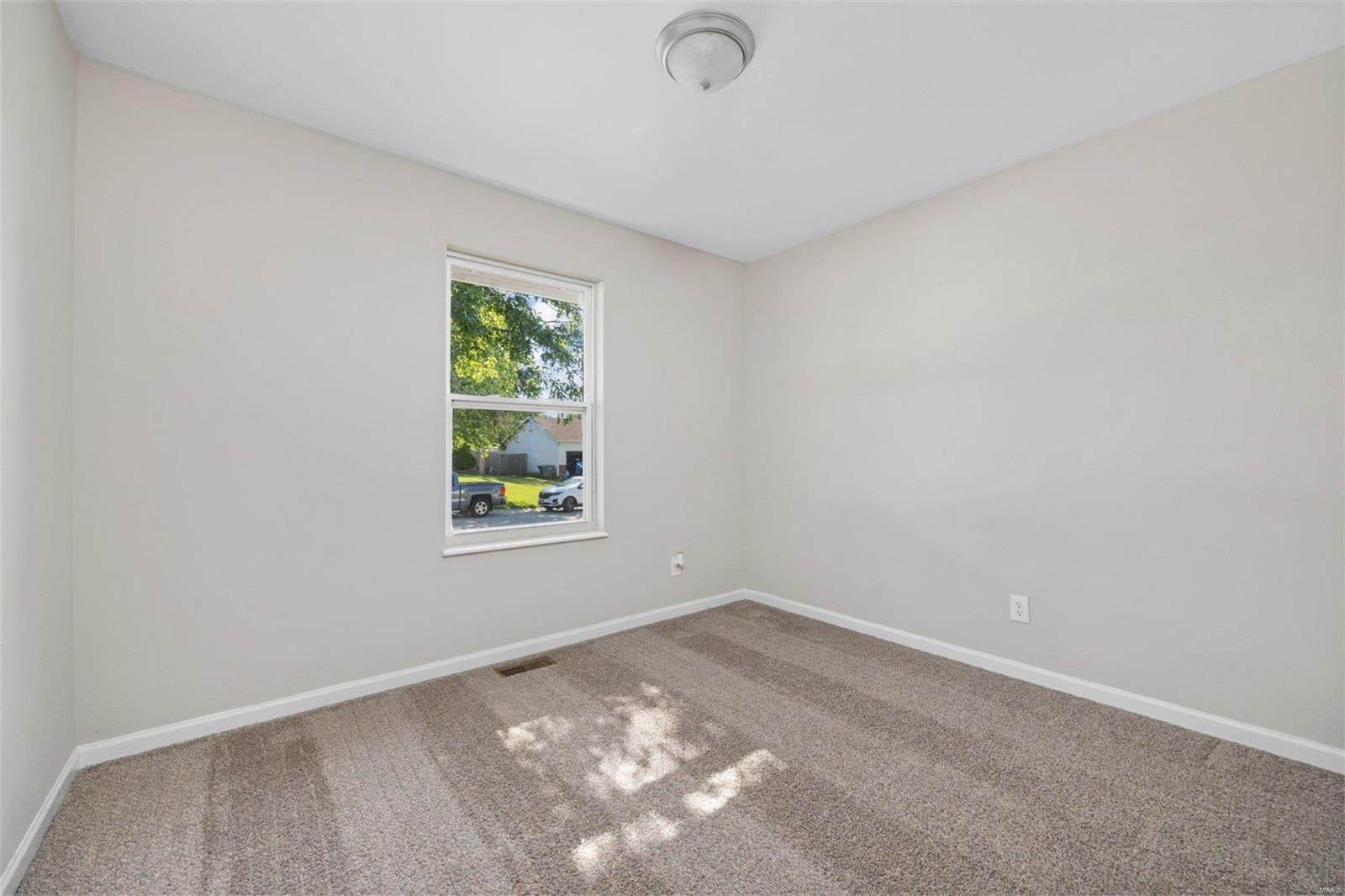 Royal Oaks - Residential