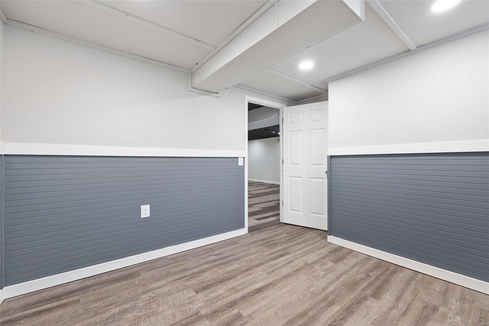 Royal Oaks - Residential