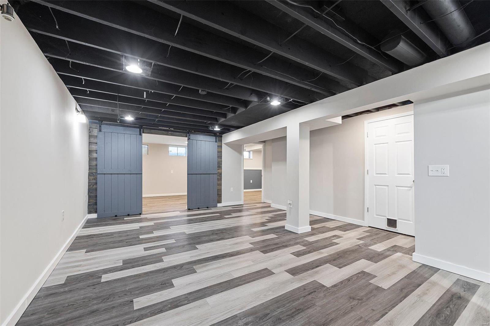 Royal Oaks - Residential
