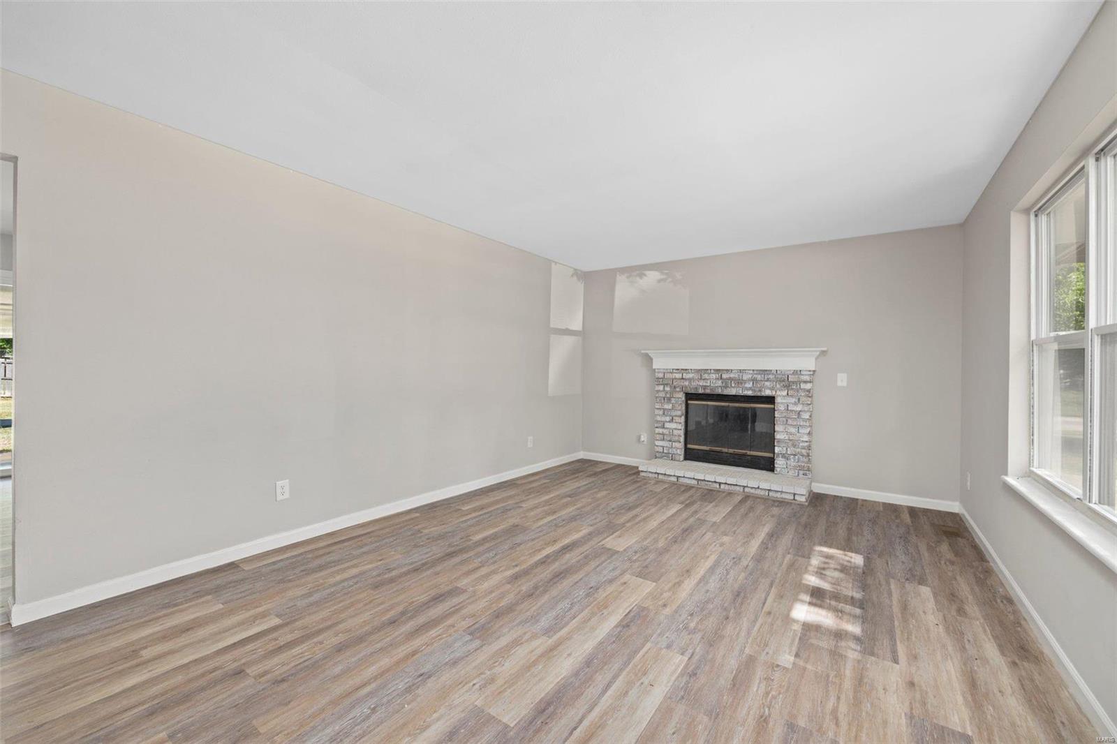 Royal Oaks - Residential