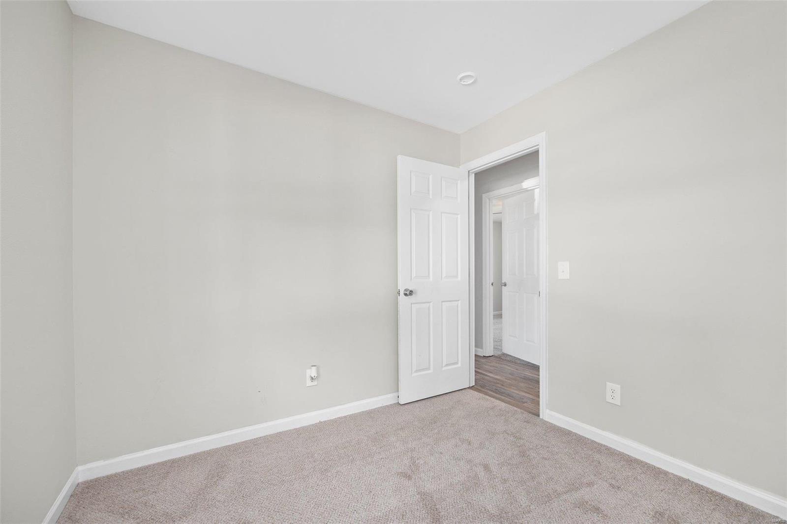 Royal Oaks - Residential