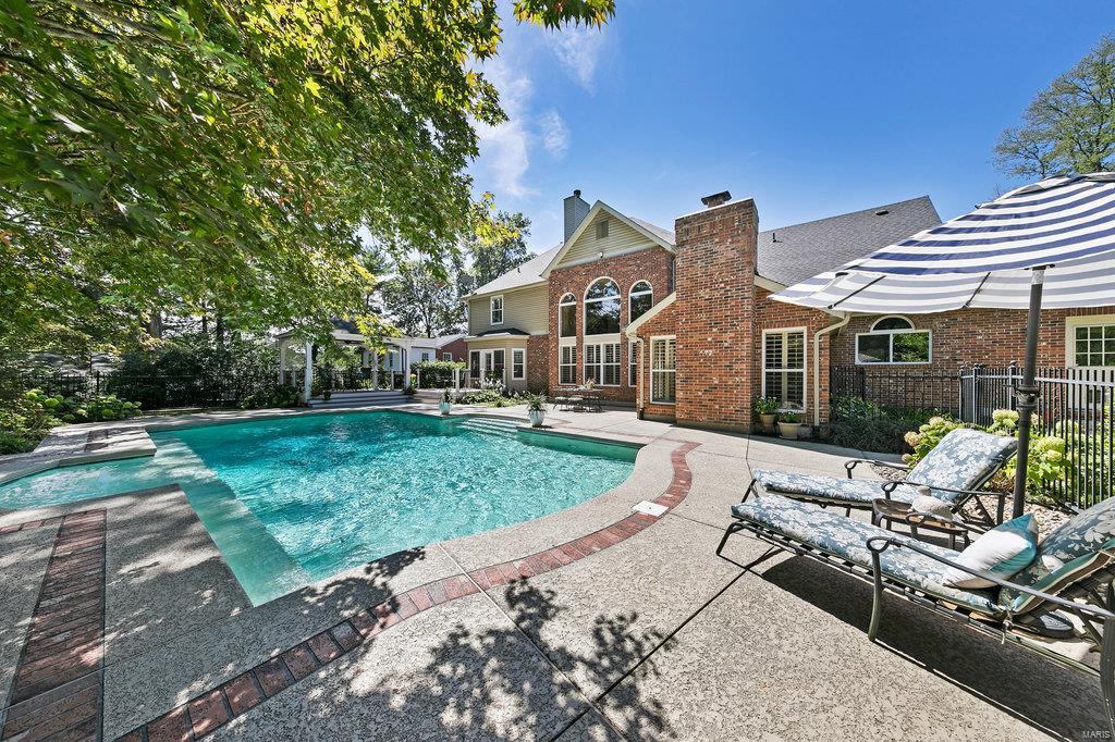 Ladue - Residential