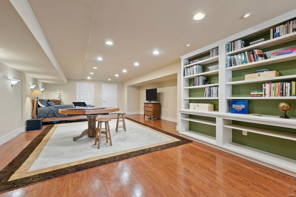 Ladue - Residential