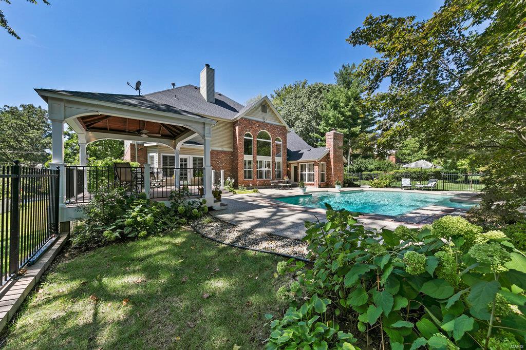 Ladue - Residential