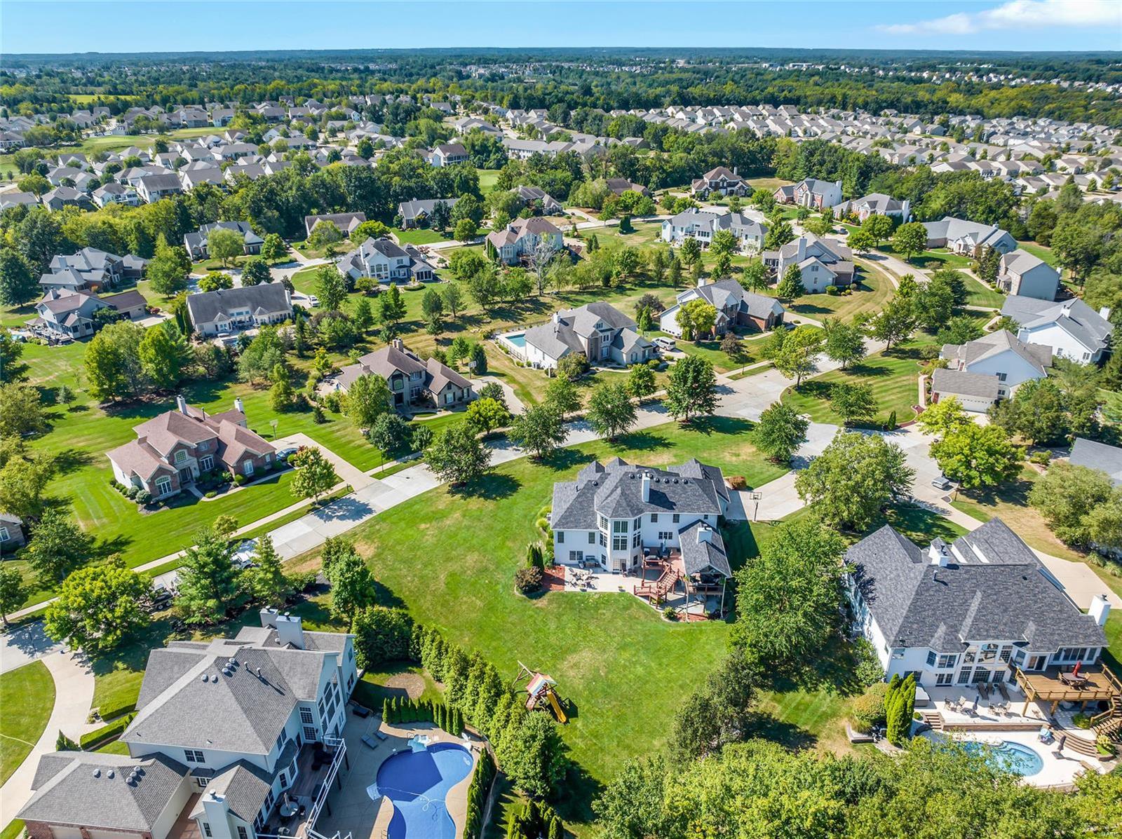 Hawk Ridge On The Green #2 - Residential