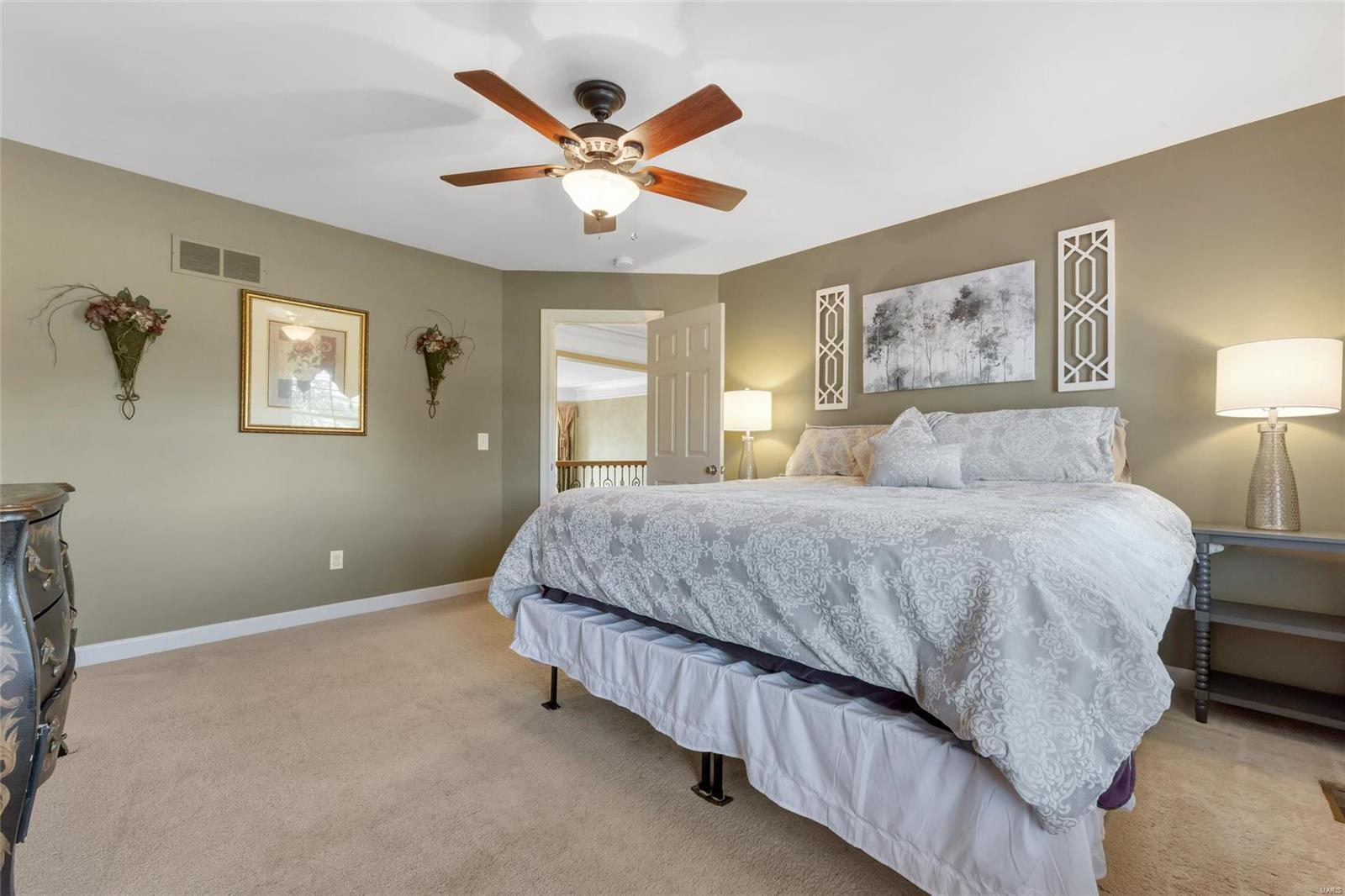 Hawk Ridge On The Green #2 - Residential