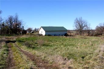 This property was last used as a church.  This property is currently a commercial property but could be converted to residential and could also be purchased as an investment property. Location: Hwy/Interstate Frntg