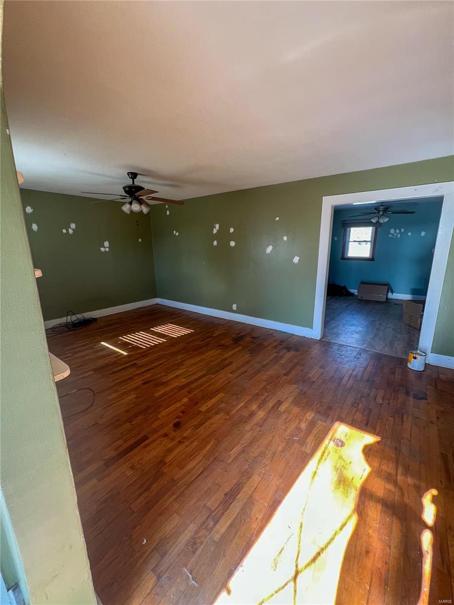 Claytons E Acres - Residential