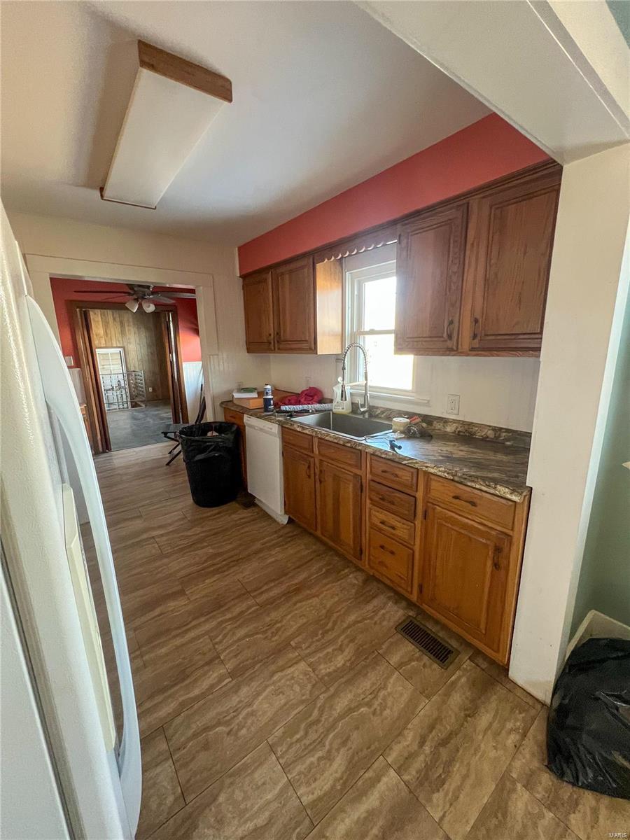 Claytons E Acres - Residential